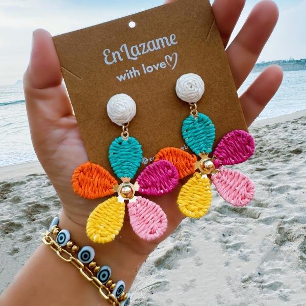 EnLazame Aretes Flower Emilia